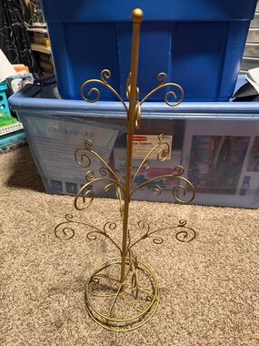 Gold-tone Metal Jewelry or Ornament Tree Stand w/Scroll Design
